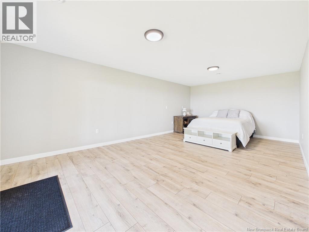 16 Old Stage Coach Road - 44