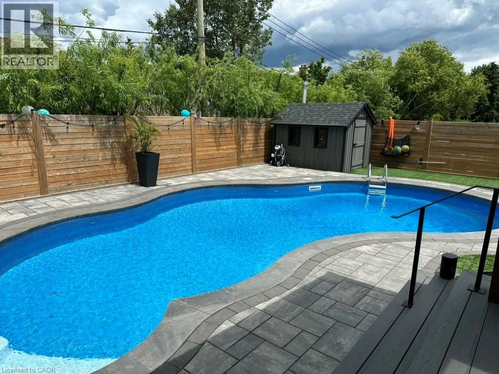 71 ROSSLINN Road, Cambridge, Ontario, N1S3K3 — Photo 14