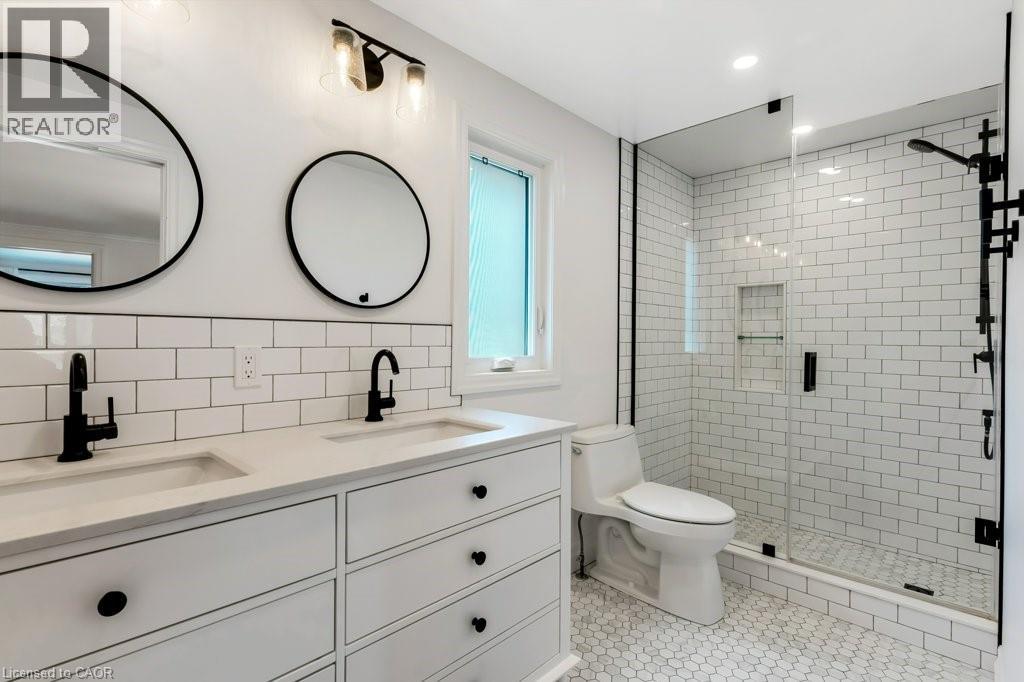 71 ROSSLINN Road, Cambridge, Ontario, N1S3K3 — Photo 8