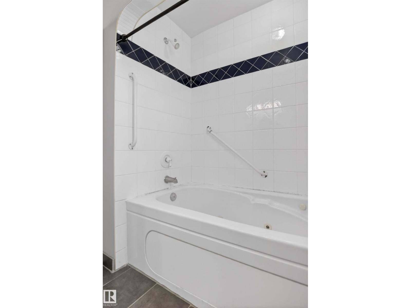 14232 95 AV NW, Edmonton