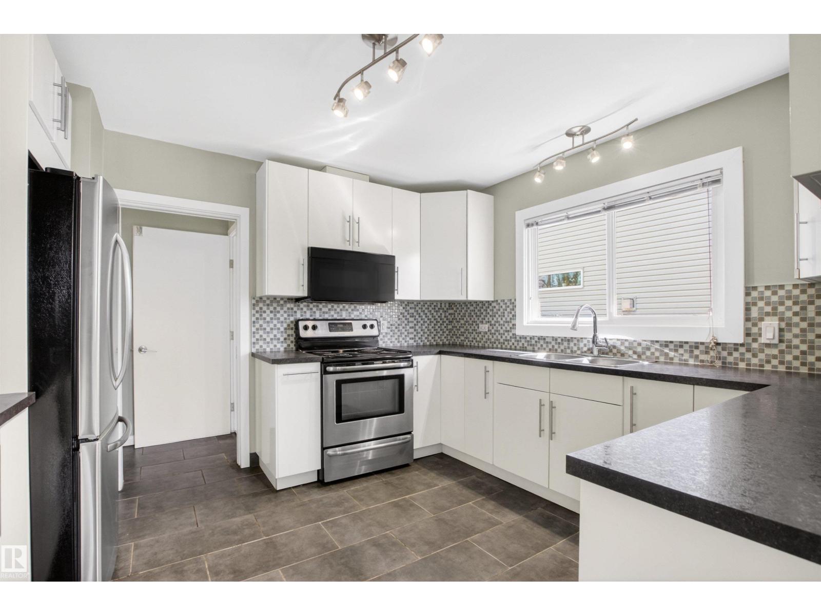 14232 95 AV NW, Edmonton