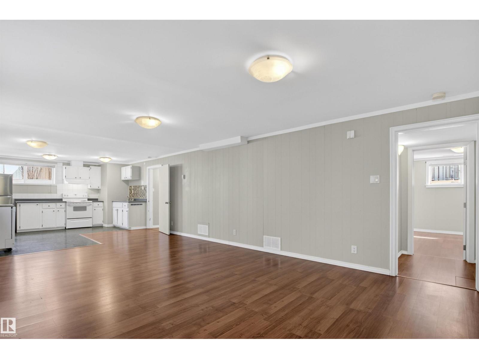 14232 95 AV NW, Edmonton