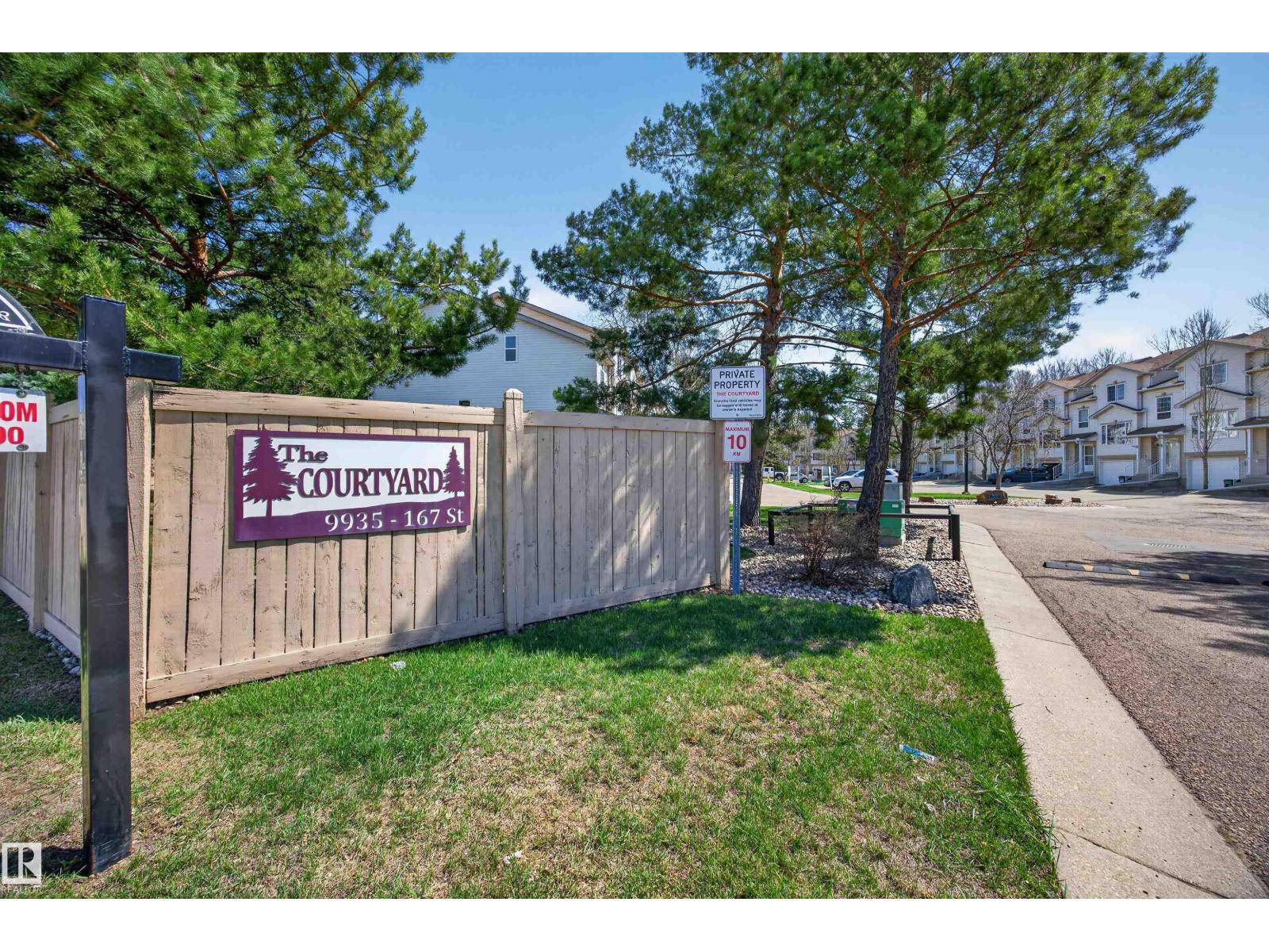 #27 9935 167 ST NW - 42