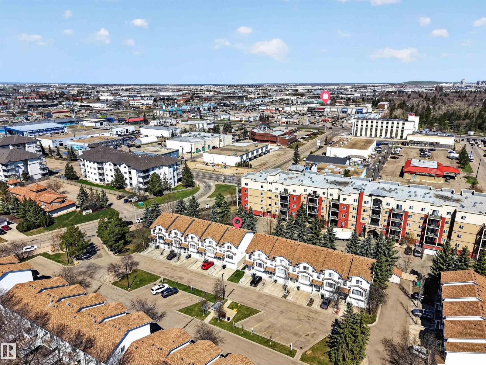#27 9935 167 ST NW - 44