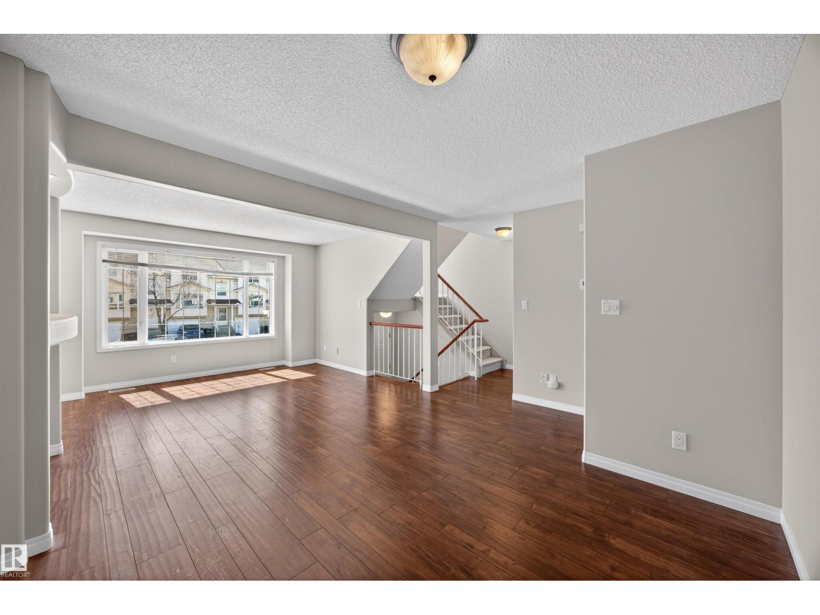 #27 9935 167 ST NW - 14