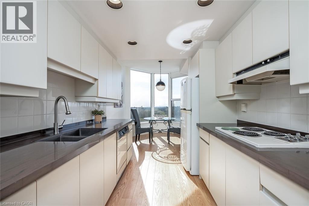 1901 PILGRIMS Way Unit# 706, Oakville, Ontario, L6M2W9 — Photo 26