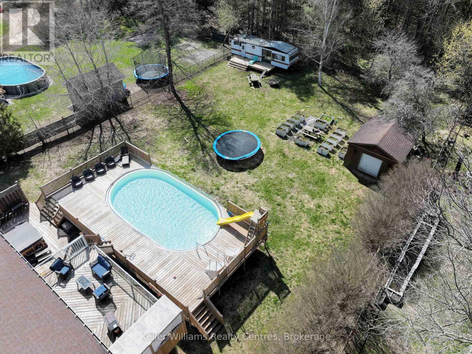 27 PINE TREE DRIVE - 45