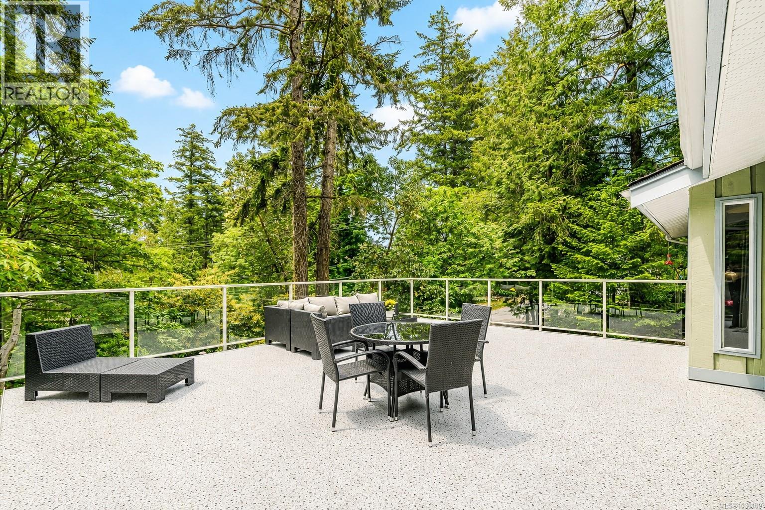 7136 Willis Point Rd - 5