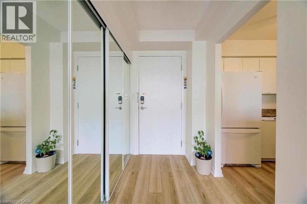 237 KING Street W Unit# 102, Cambridge, Ontario, N3H5L2 — Photo 27