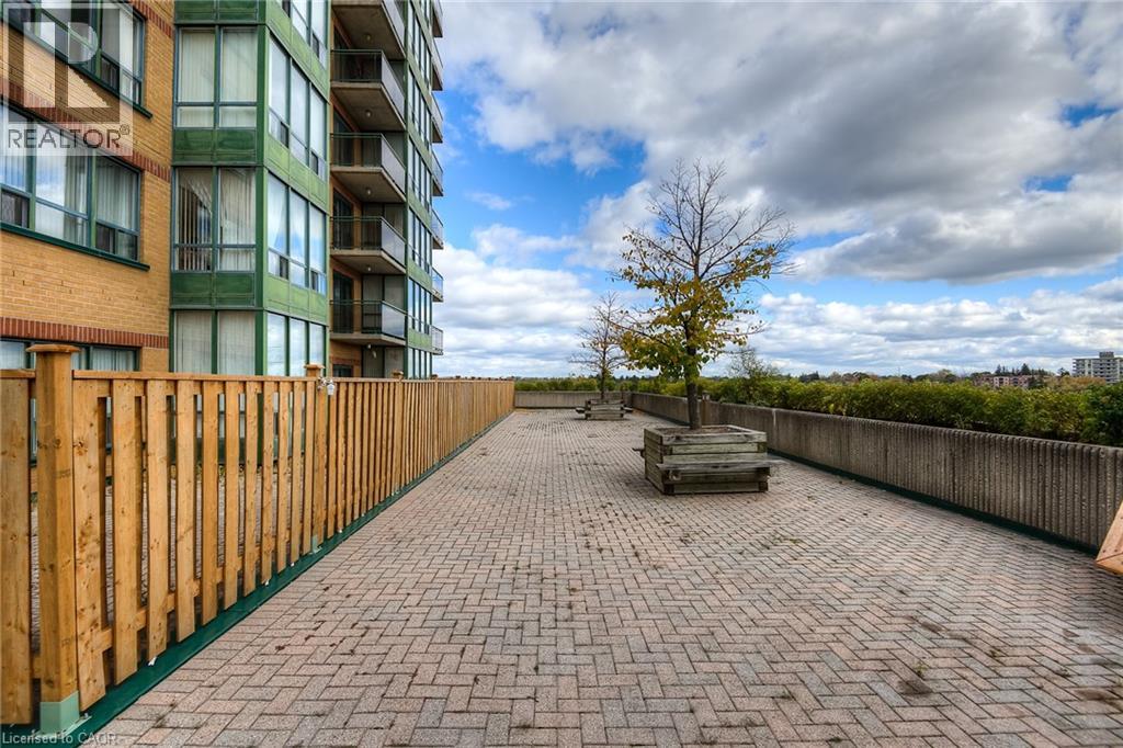 237 KING Street W Unit# 102, Cambridge, Ontario, N3H5L2 — Photo 3
