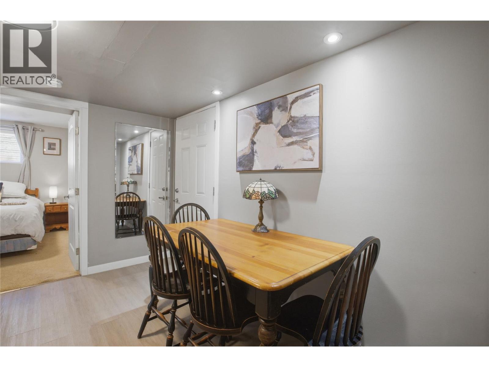 899 Ida Lane - 55