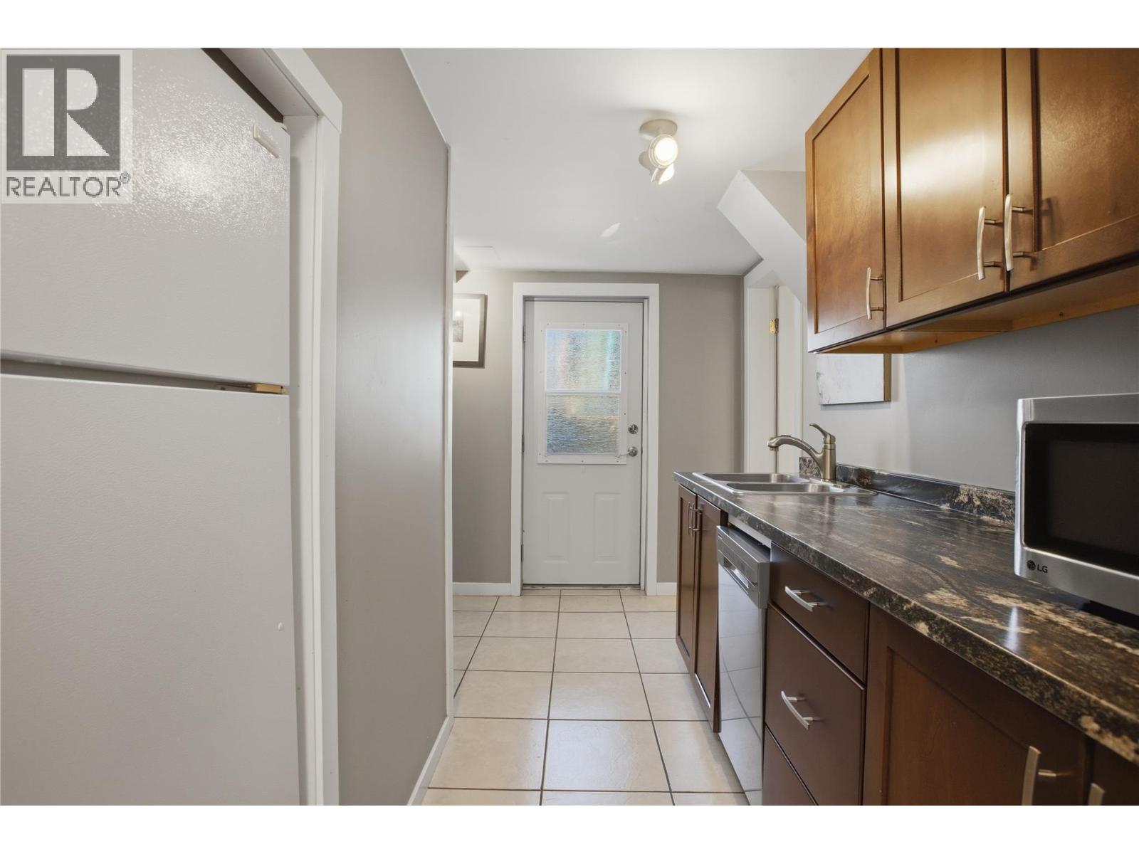899 Ida Lane - 51