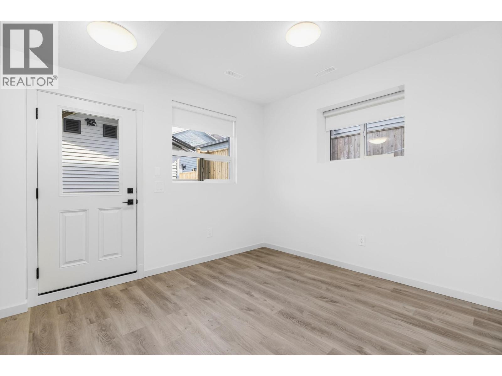 25065 112 AVENUE