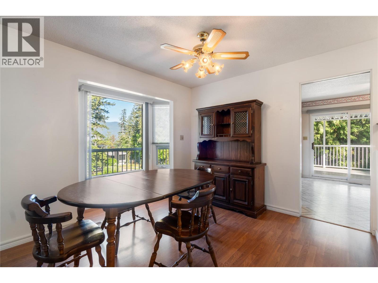  170 25th Street Northeast, Salmon Arm