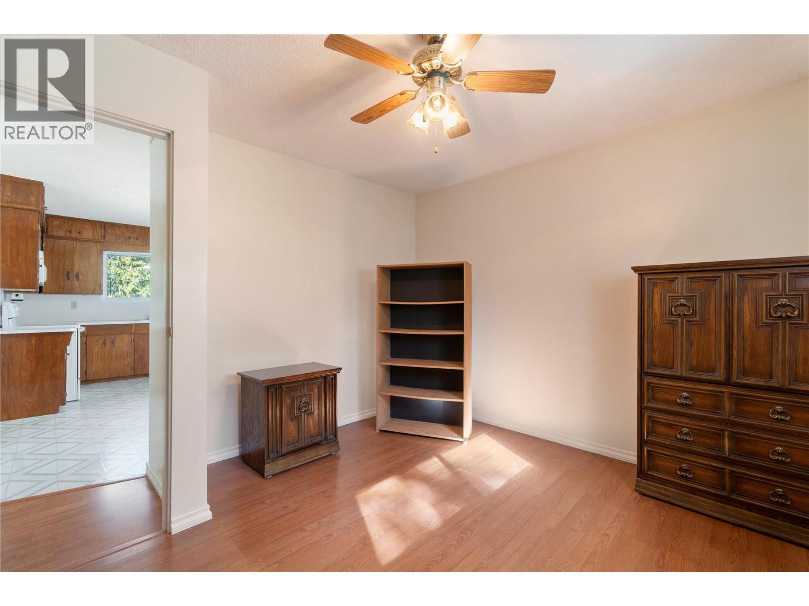  170 25th Street Northeast, Salmon Arm