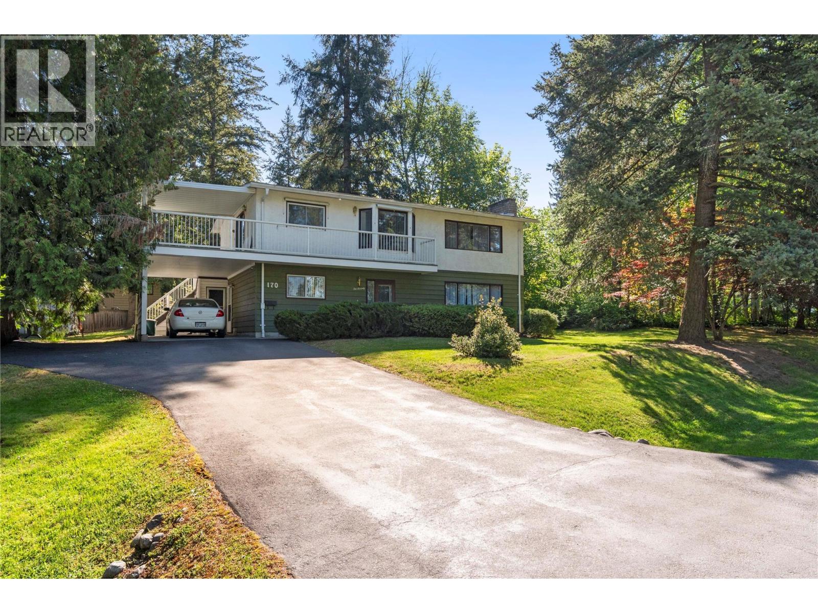  170 25th Street Northeast, Salmon Arm
