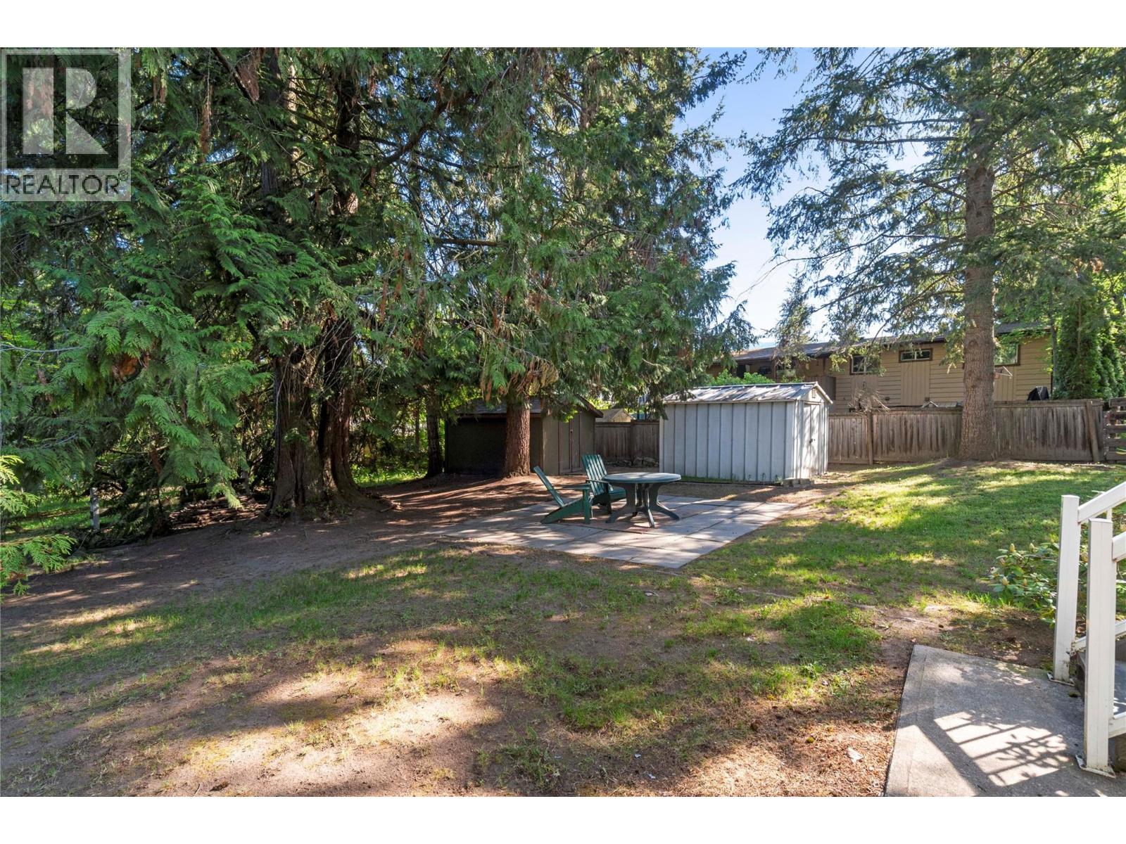  170 25th Street Northeast, Salmon Arm