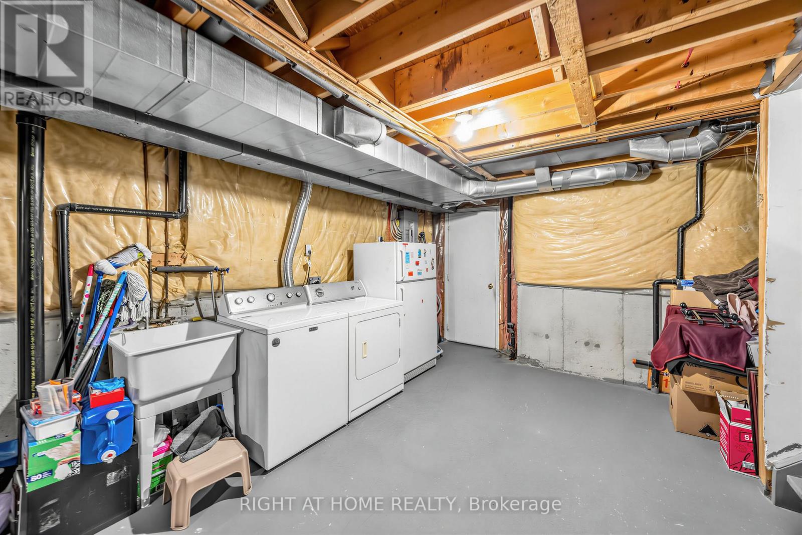 5512 WHISTLER CRESCENT - 27