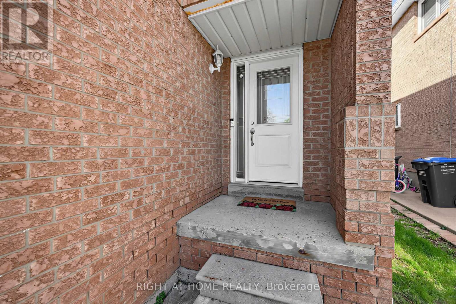 5512 WHISTLER CRESCENT - 3