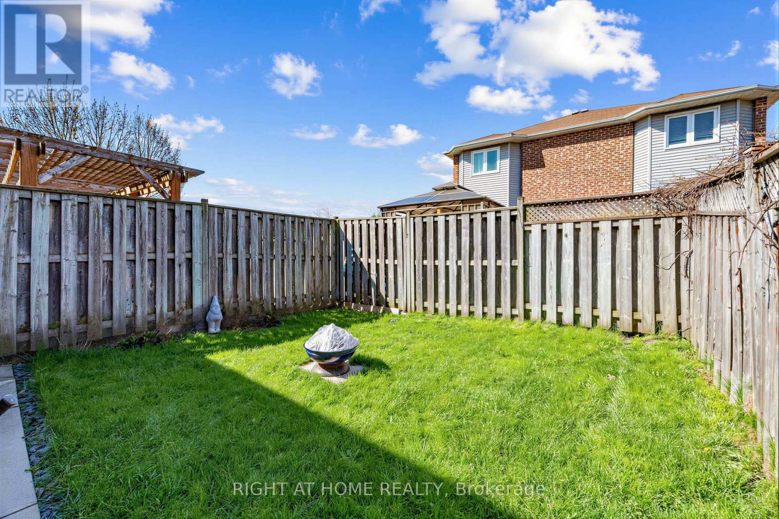 5512 WHISTLER CRESCENT - 31