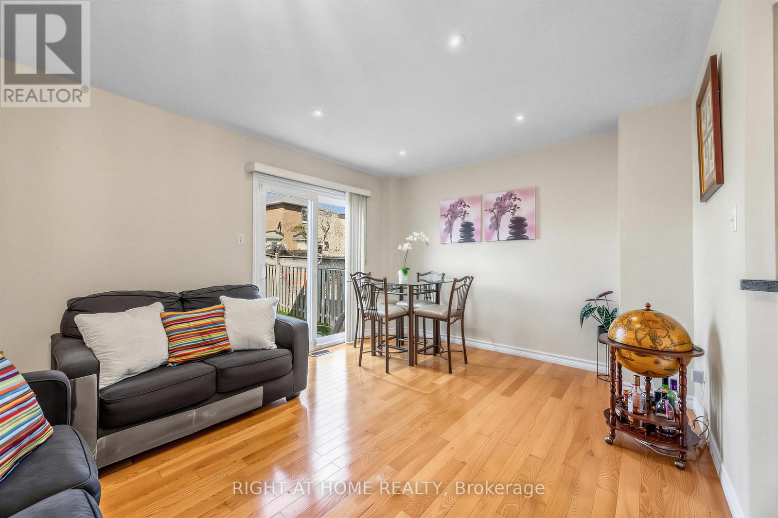 5512 WHISTLER CRESCENT - 5