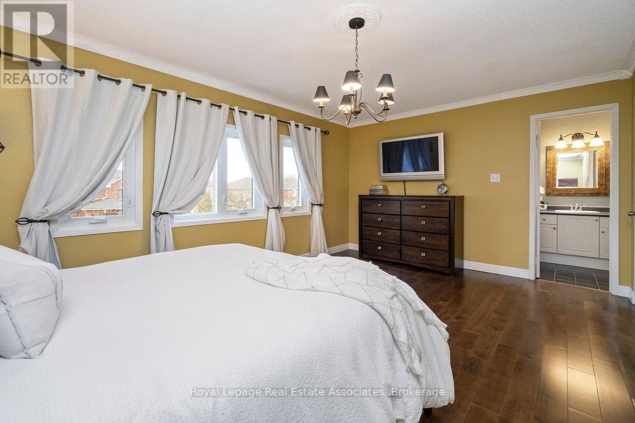 7321 SANDHURST DRIVE - 17