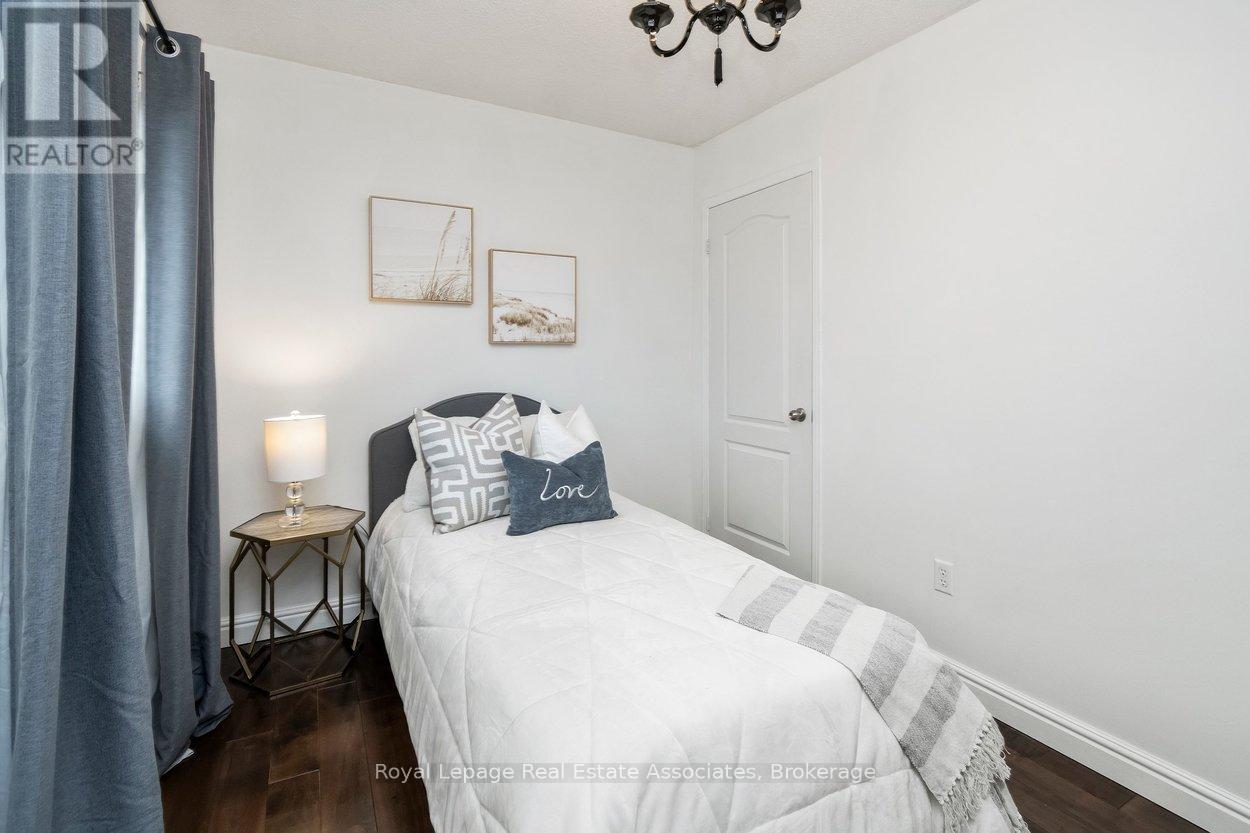 7321 SANDHURST DRIVE - 24