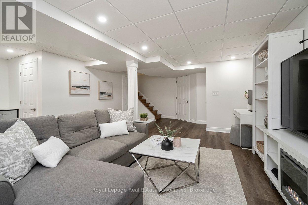 7321 SANDHURST DRIVE - 28