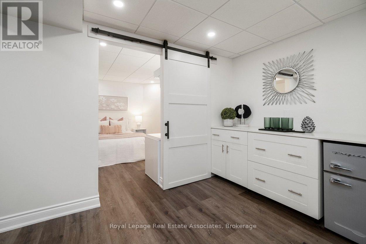7321 SANDHURST DRIVE - 31