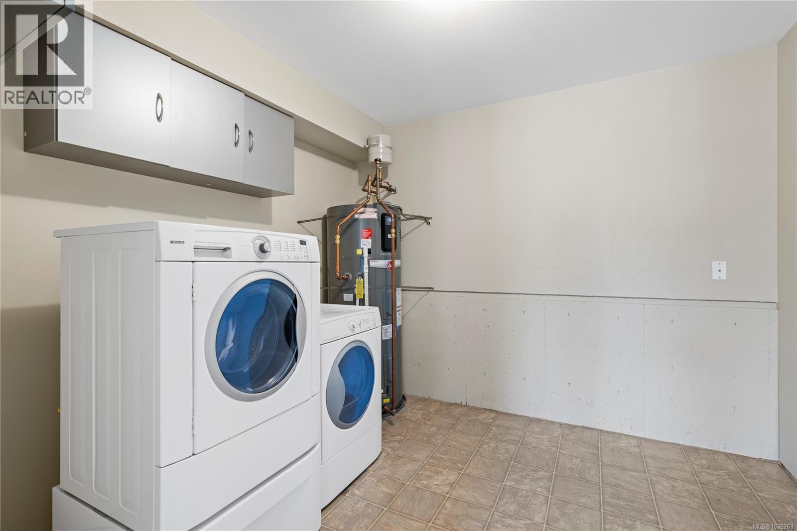1743 Flagstone Rd - 38