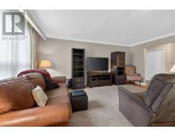 582 Woodview Road, Burlington, ON L7N3A1 Photo 12