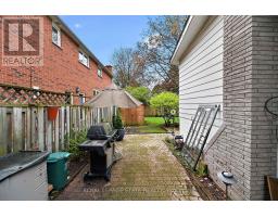 582 Woodview Road, Burlington, ON L7N3A1 Photo 37