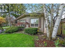 582 Woodview Road, Burlington, ON L7N3A1 Photo 50