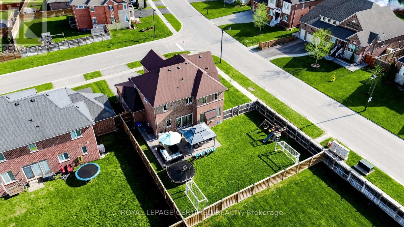 1 BENSON AVENUE - 37