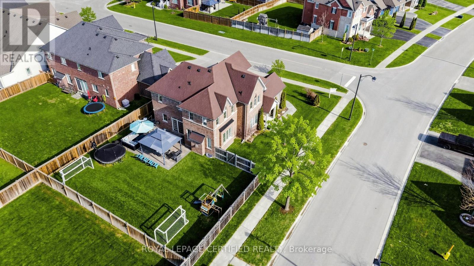 1 BENSON AVENUE - 38