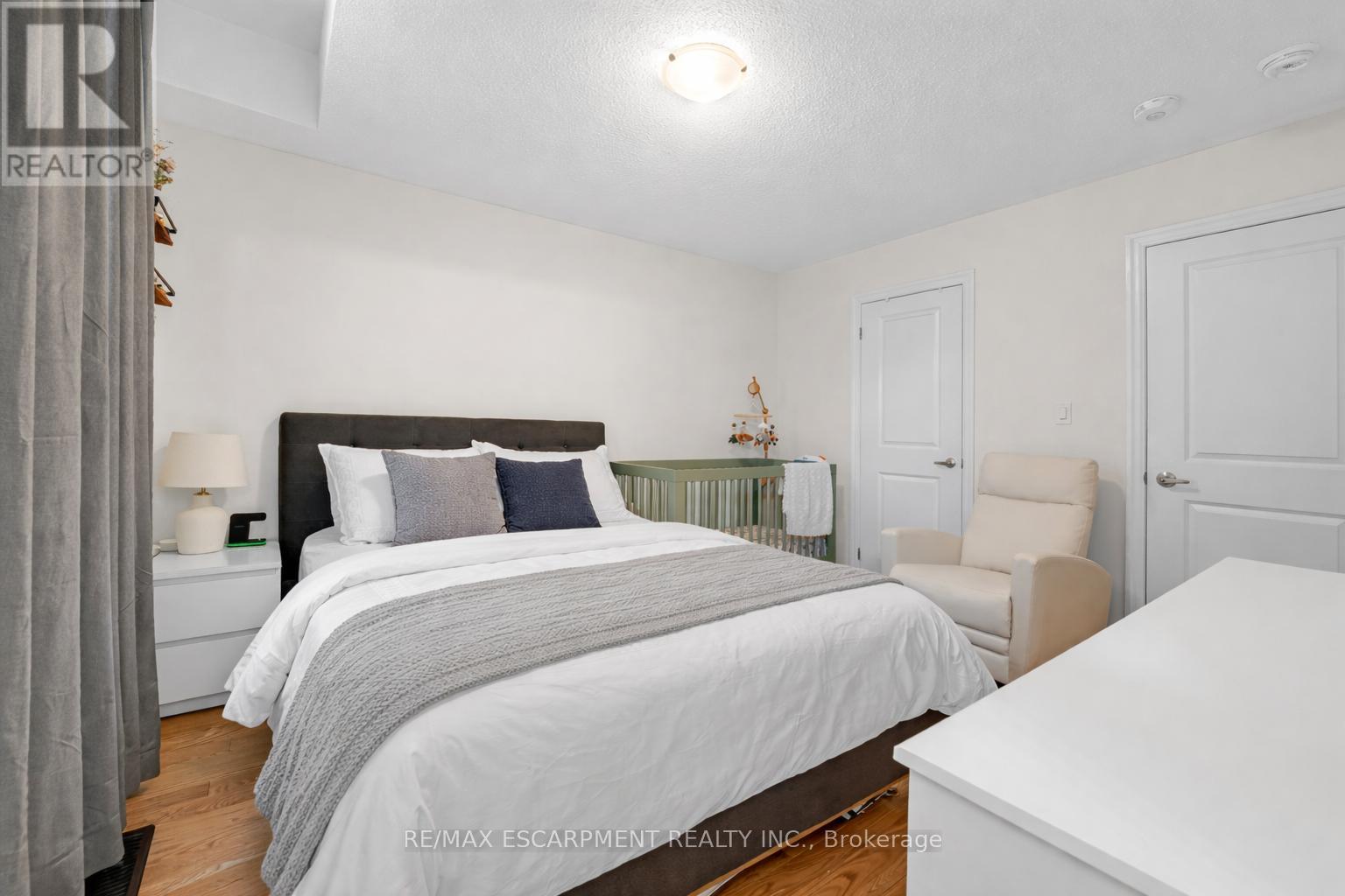 3430 CLAYTON TRAIL - 35