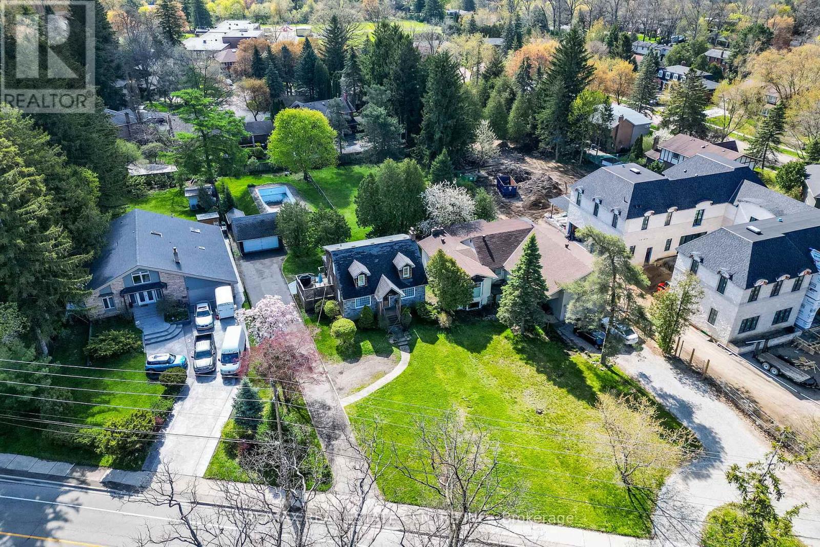 2212 MISSISSAUGA ROAD - 6