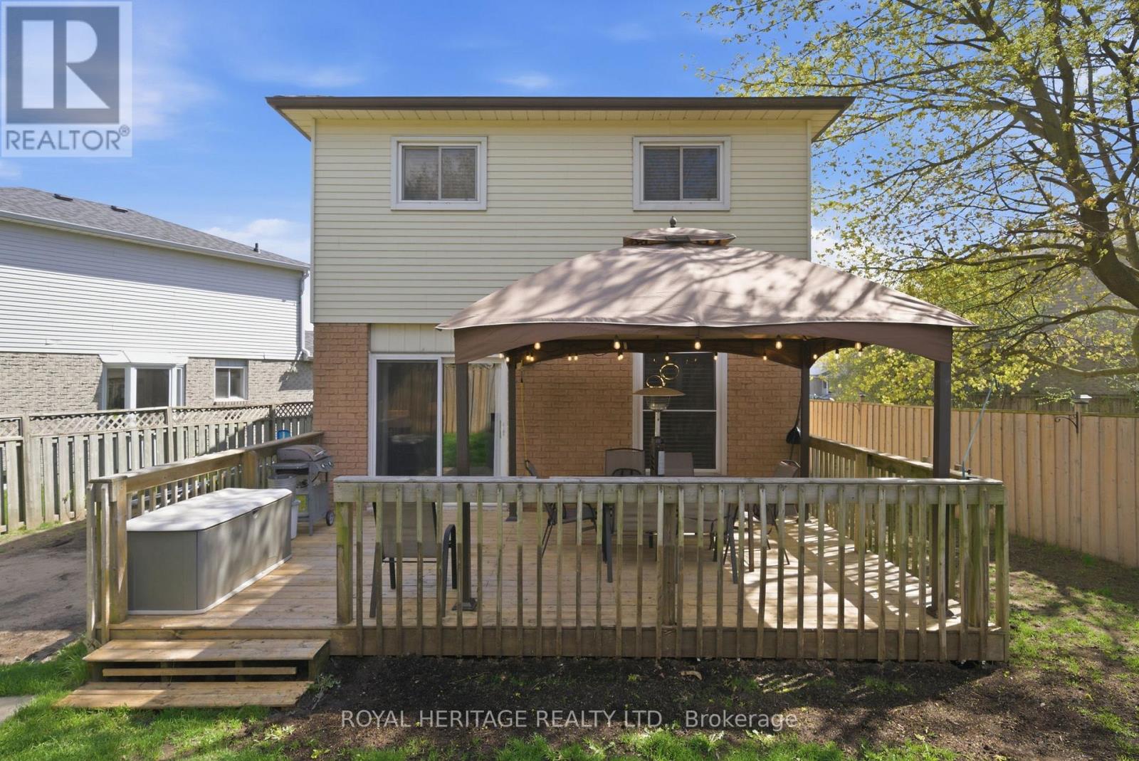 24 SUMMERLEA COURT - 19