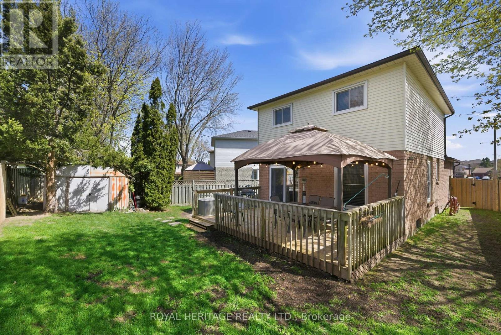 24 SUMMERLEA COURT - 20