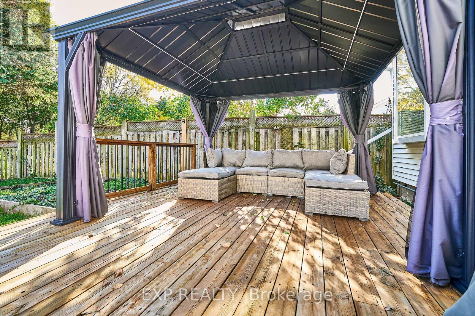 17 EASTWOOD AVENUE N - 5