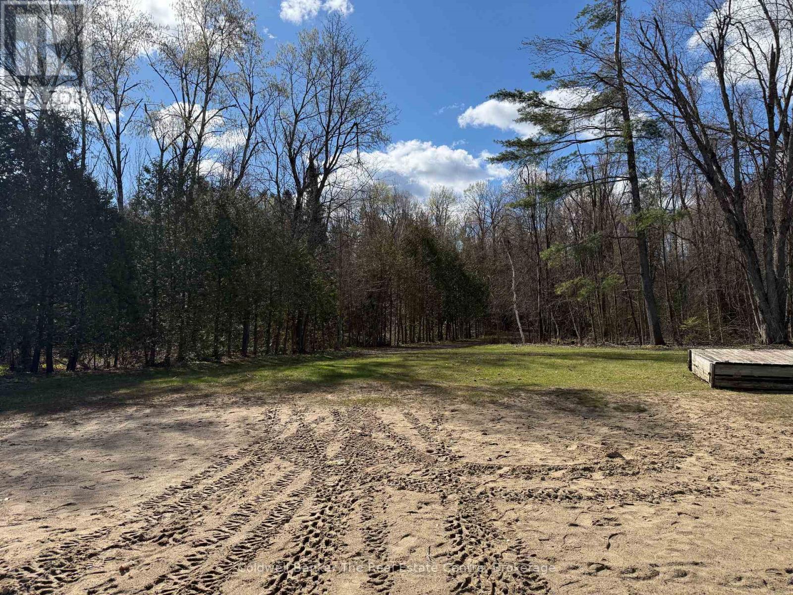 1657 HOUSEYS RAPIDS ROAD - 33