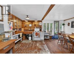 1657 Houseys Rapids Road, Gravenhurst, ON P1P1R3 Photo 11