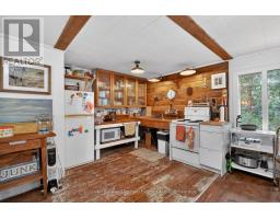 1657 Houseys Rapids Road, Gravenhurst, ON P1P1R3 Photo 12
