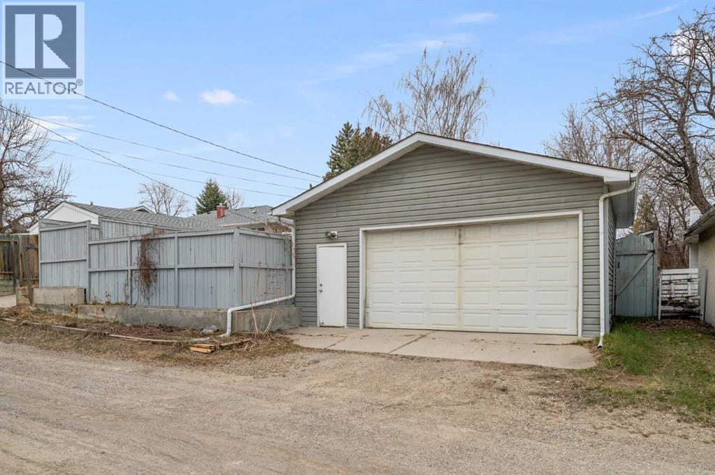 3816 Brighton Drive NW - 37