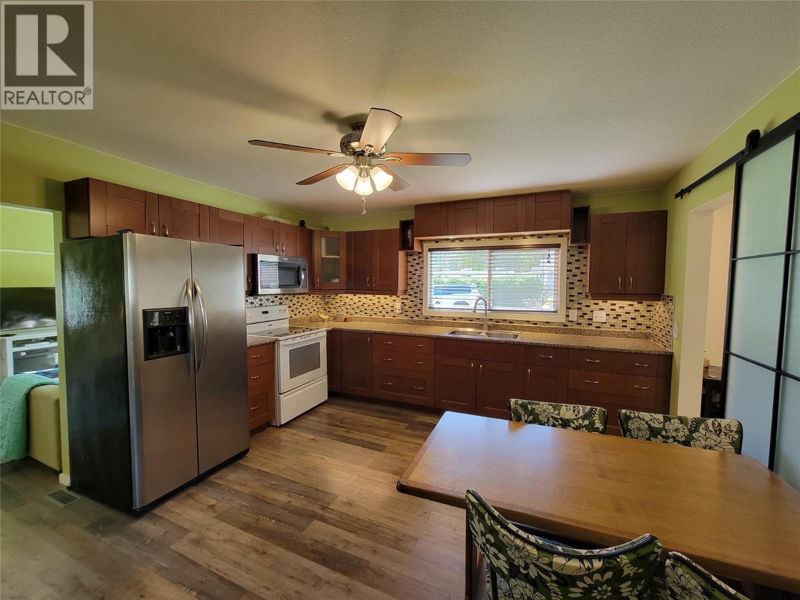 218 10th Avenue - 5