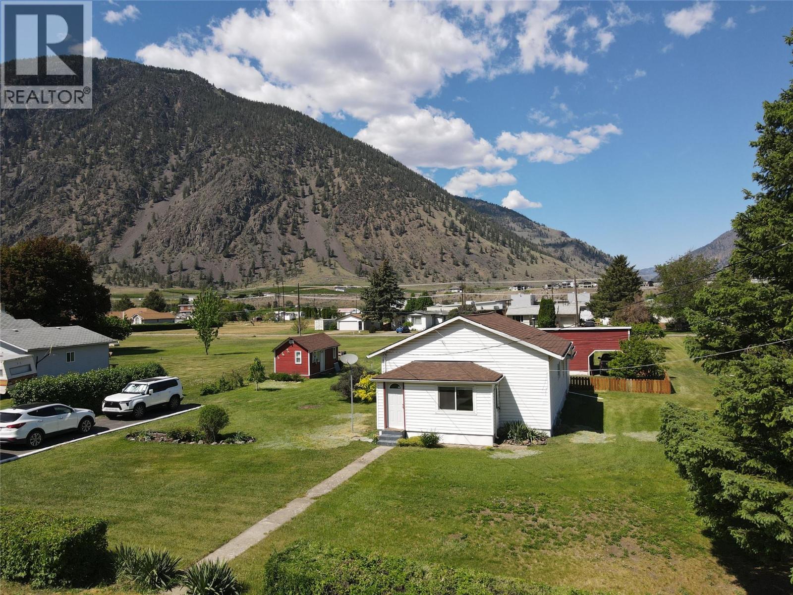 218 10th Avenue - Image 3
