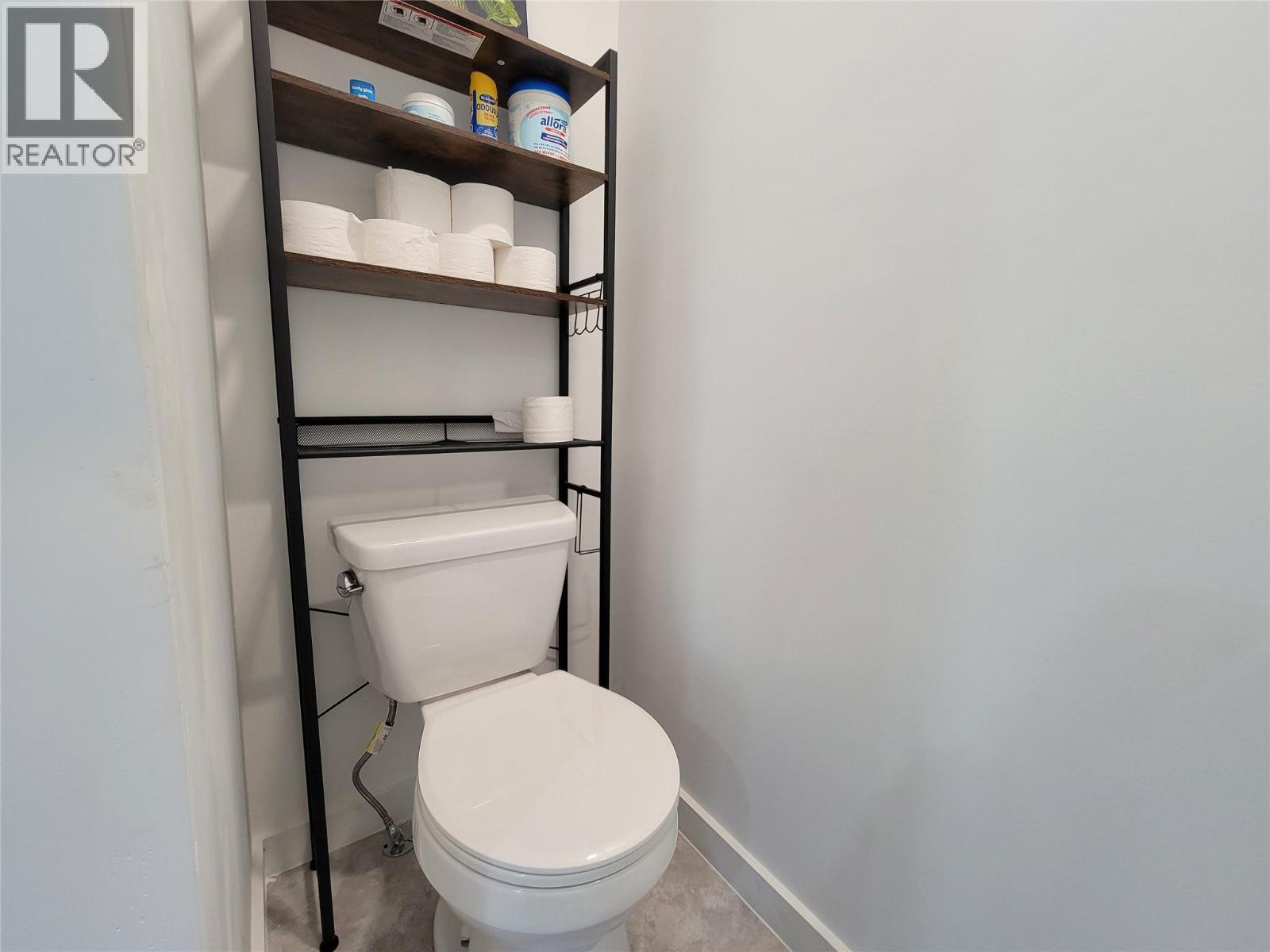 218 10th Avenue - 24