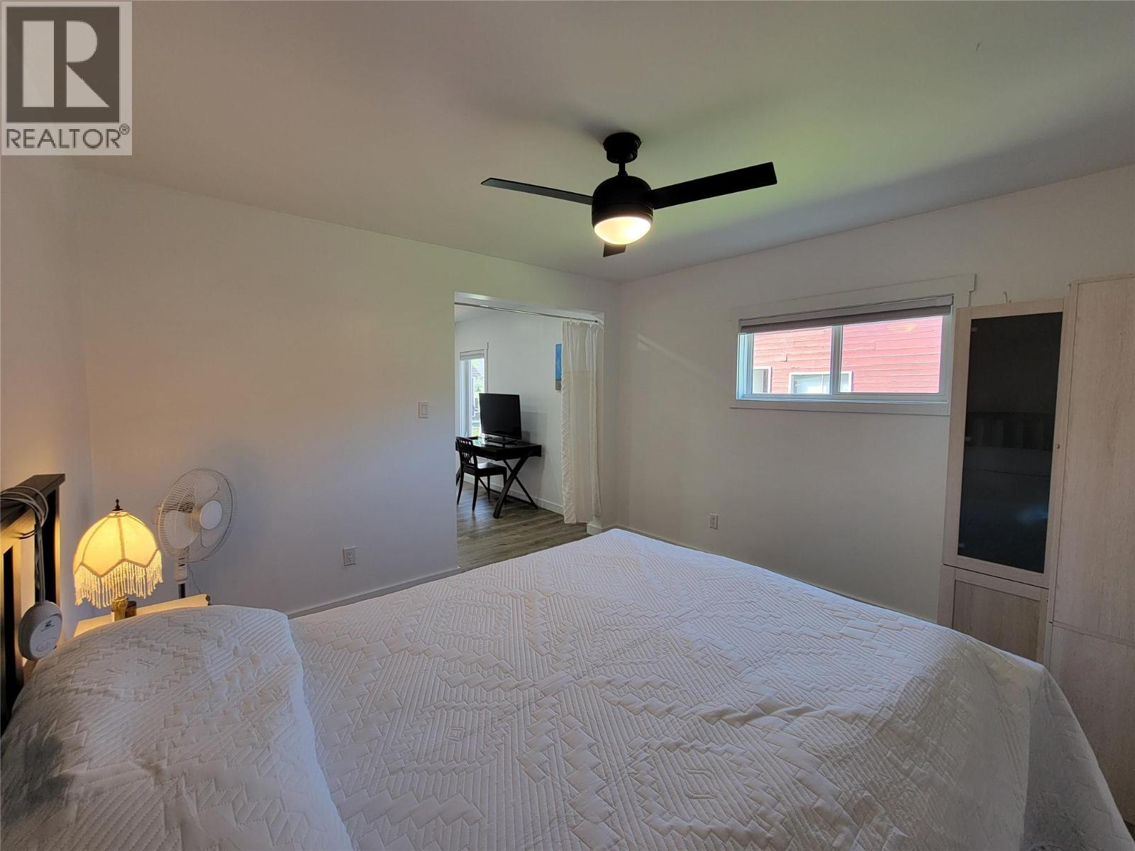 218 10th Avenue - 27
