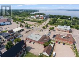 C - 270 Lake Street, Pembroke, ON K8A7Y9 Photo 6