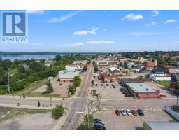 A,b - 270 Lake Street, Pembroke, ON K8A7Y9 Photo 11